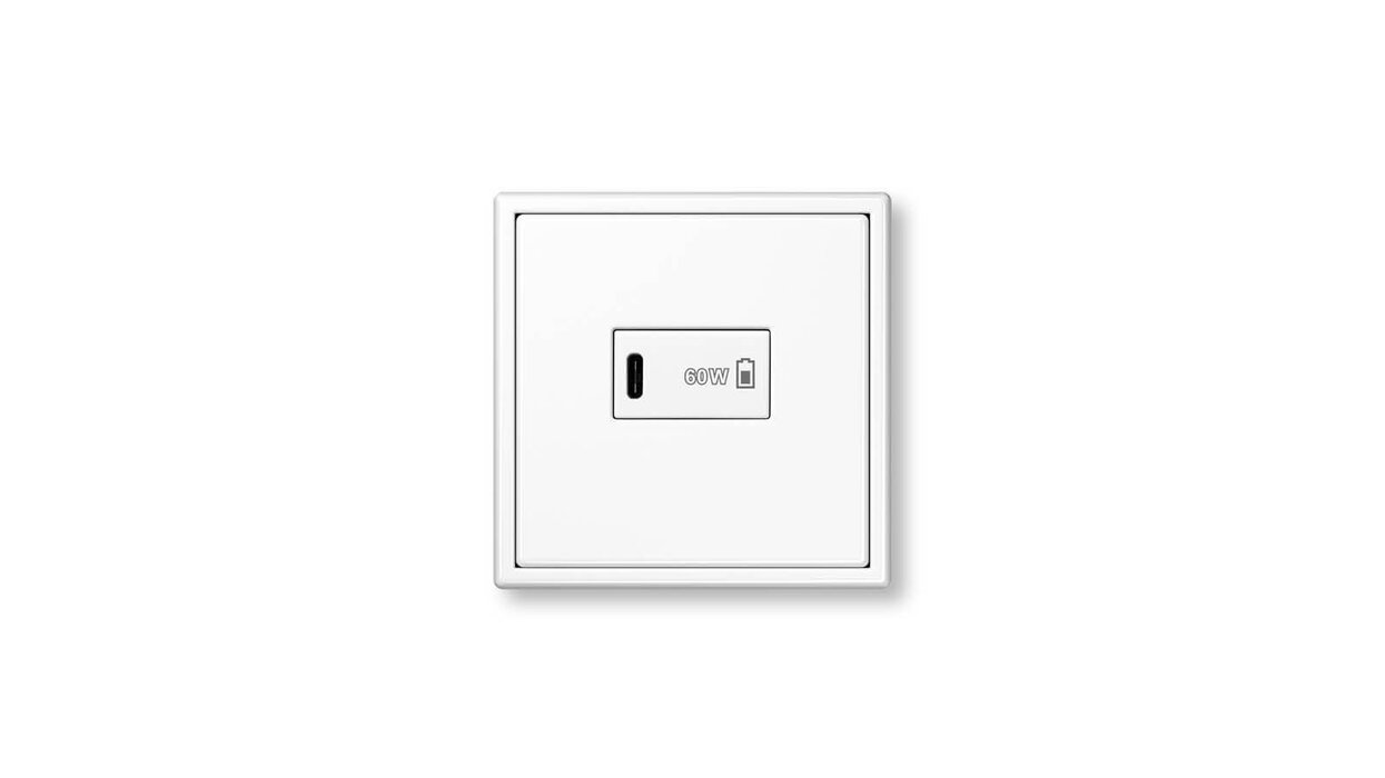 Gerätedose, die nur einen USB-Anschluss hat in der Farbe Weiß.